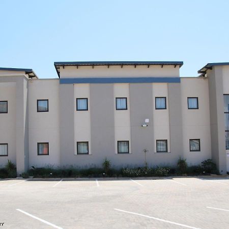 King'S Palace Hotel Rustenburg Buitenkant foto