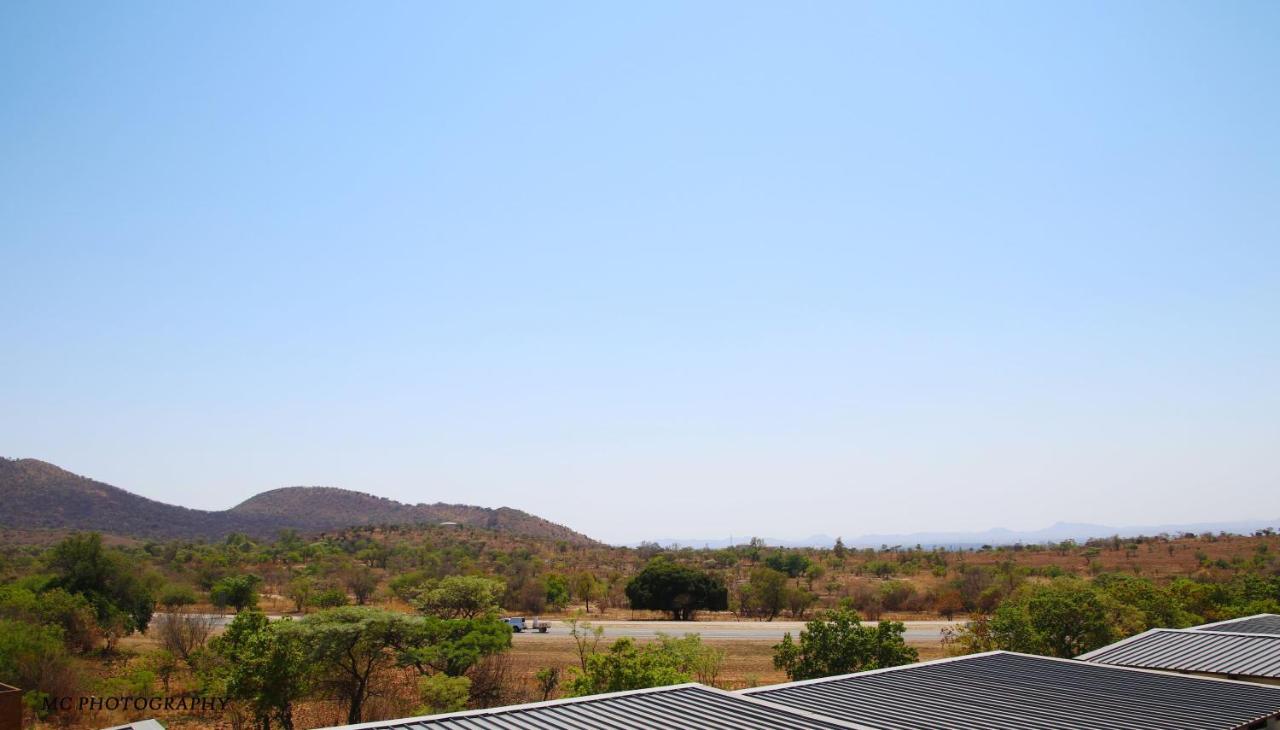 King'S Palace Hotel Rustenburg Buitenkant foto